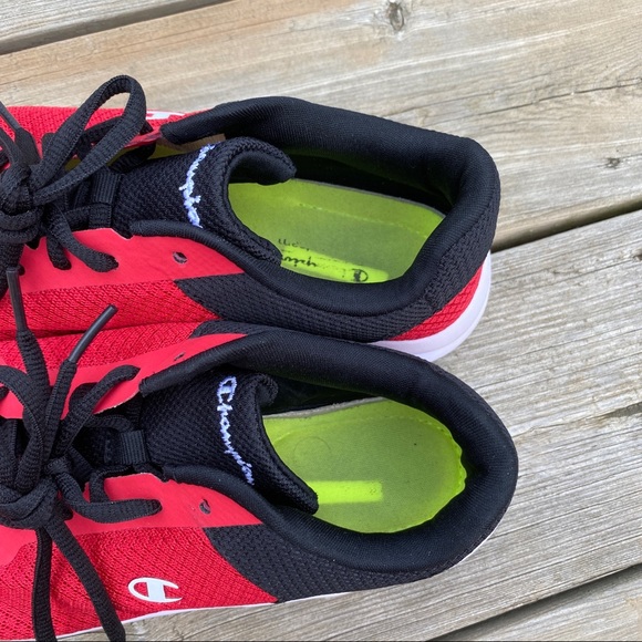 Women’s Red Champion Running Shoes - Picture 6 of 8